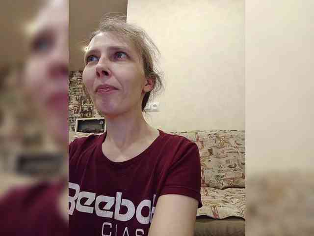 -Queen-Margo- webcam