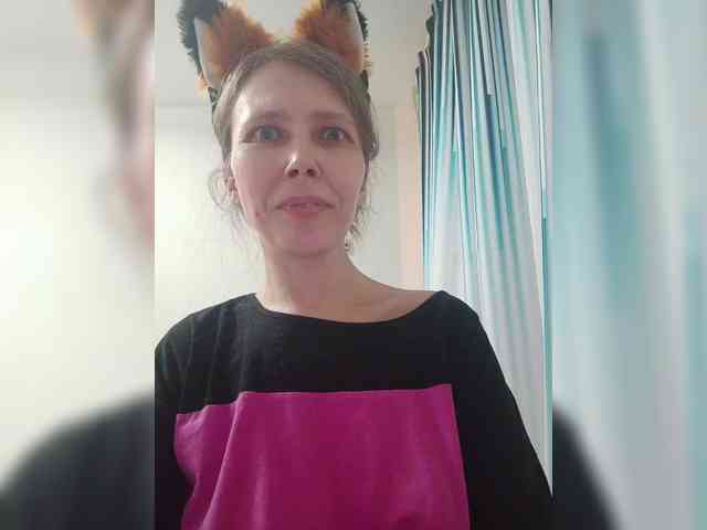 -Queen-Margo- webcam