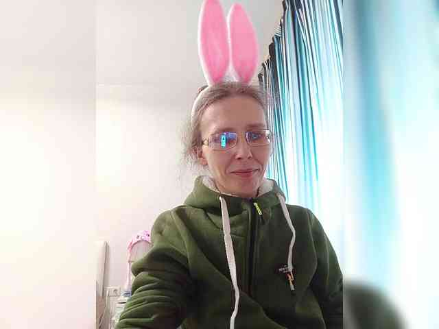 -Queen-Margo- webcam