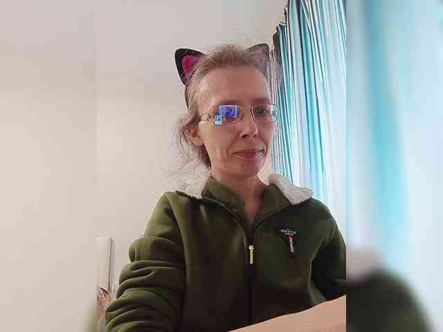 -Queen-Margo- webcam