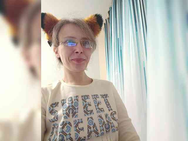 -Queen-Margo- webcam