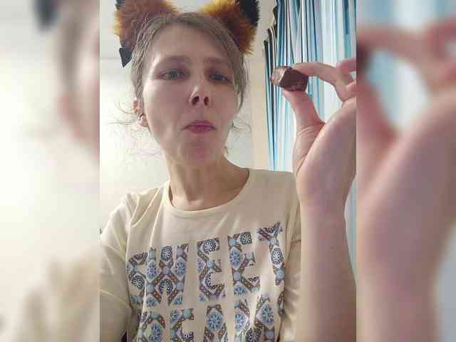 -Queen-Margo- webcam