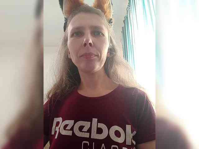 -Queen-Margo- webcam