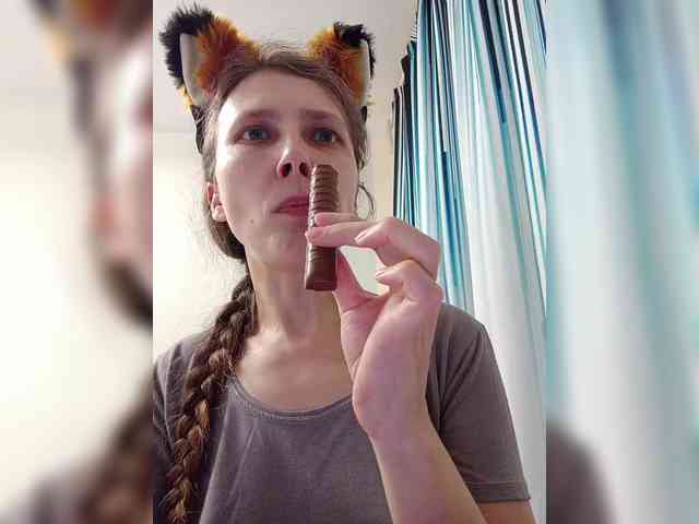 -Queen-Margo- webcam