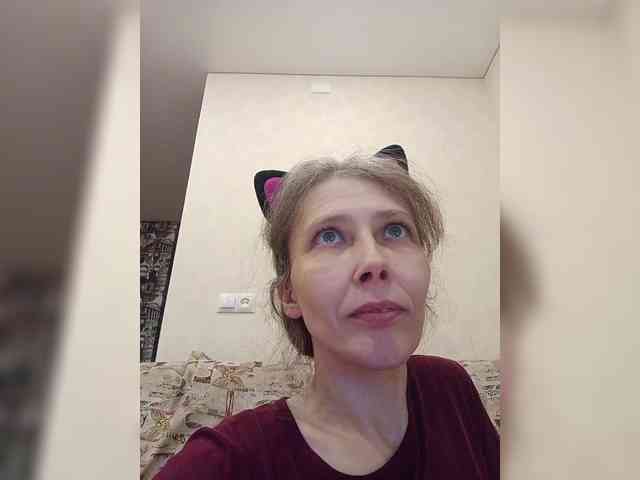 -Queen-Margo- webcam