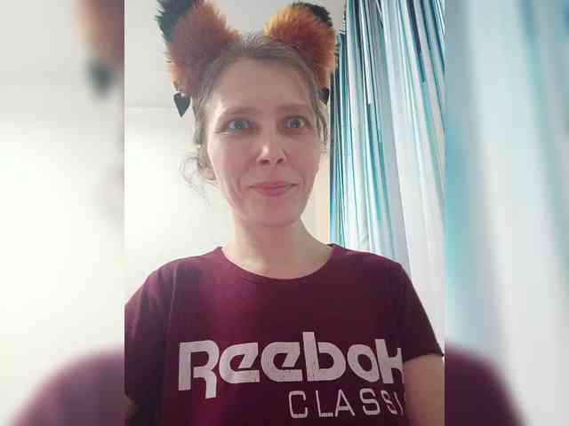 -Queen-Margo- webcam