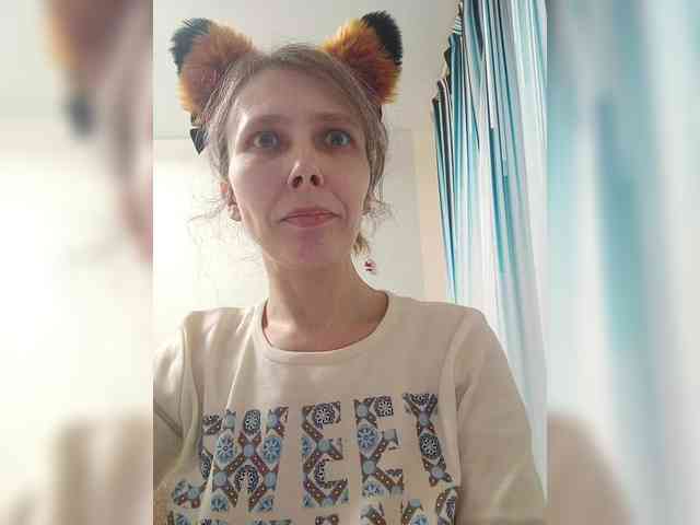 -Queen-Margo- webcam