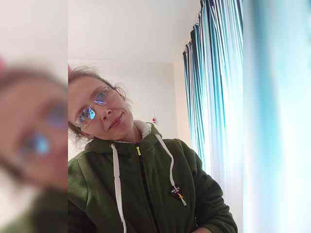 -Queen-Margo- webcam