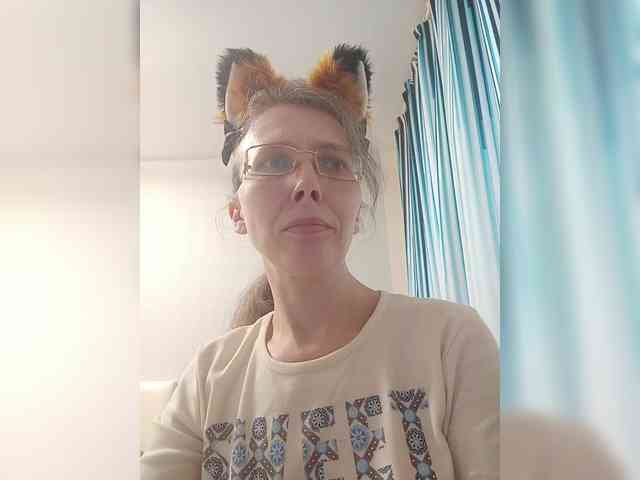 -Queen-Margo- webcam