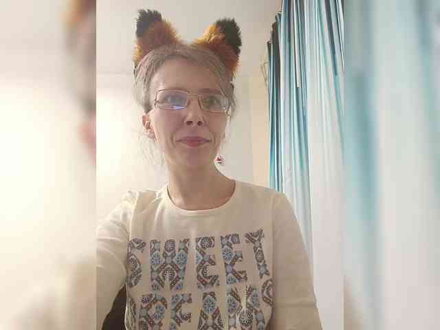 -Queen-Margo- webcam