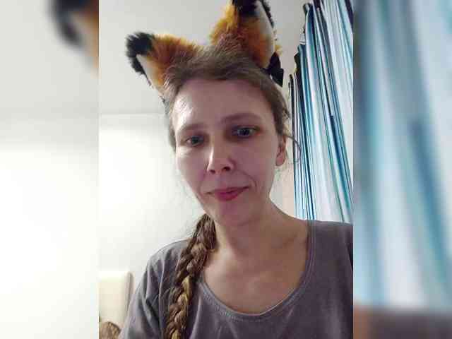 -Queen-Margo- webcam