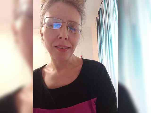 -Queen-Margo- webcam