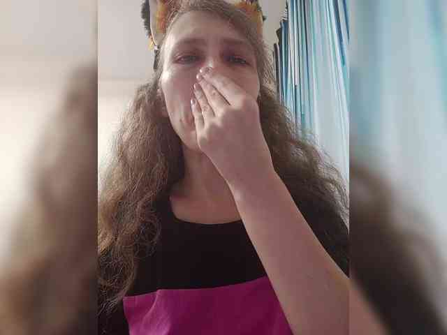 -Queen-Margo- webcam