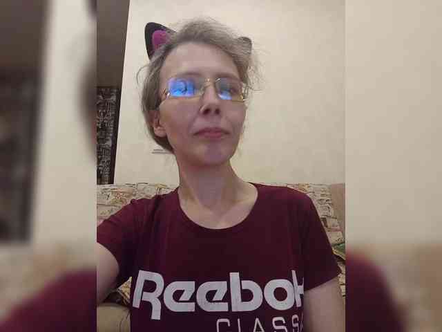 -Queen-Margo- webcam