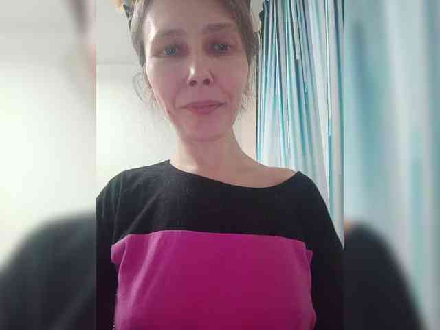 -Queen-Margo- webcam