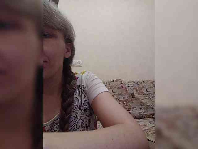 -Queen-Margo- webcam