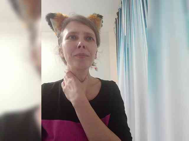 -Queen-Margo- webcam