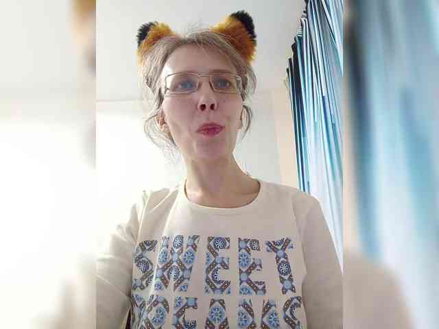 -Queen-Margo- webcam