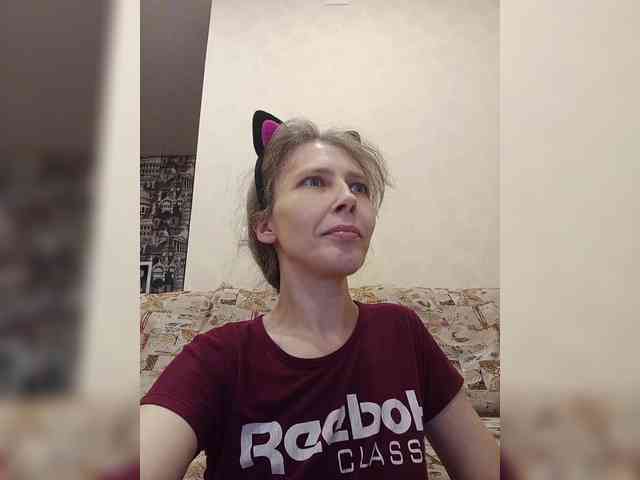 -Queen-Margo- webcam