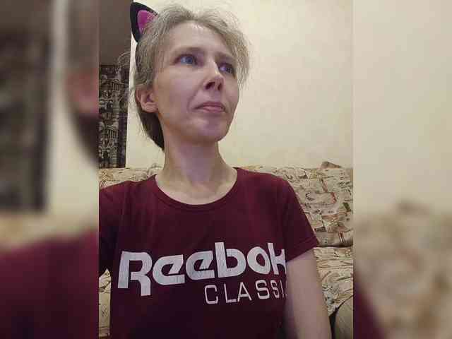 -Queen-Margo- webcam