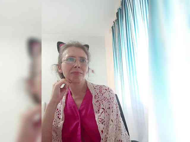 -queen-margo- Live Webcam on BongaCams