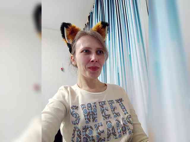 -Queen-Margo- webcam