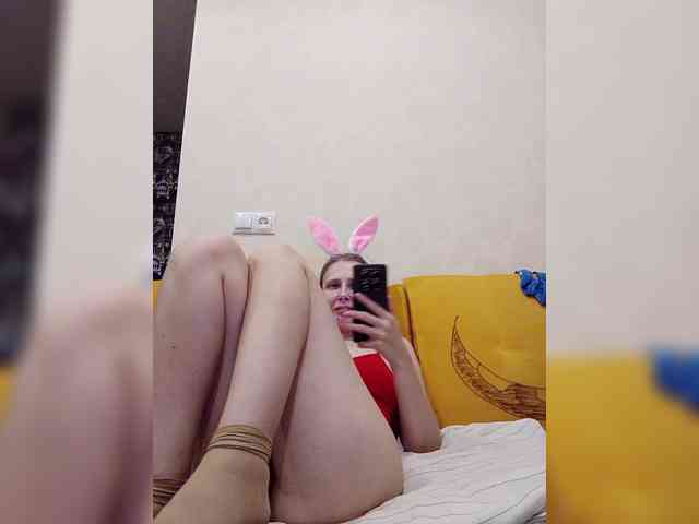 -Queen-Margo- webcam