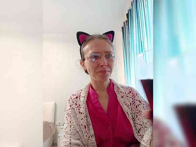 -Queen-Margo- webcam