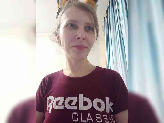 -Queen-Margo- webcam