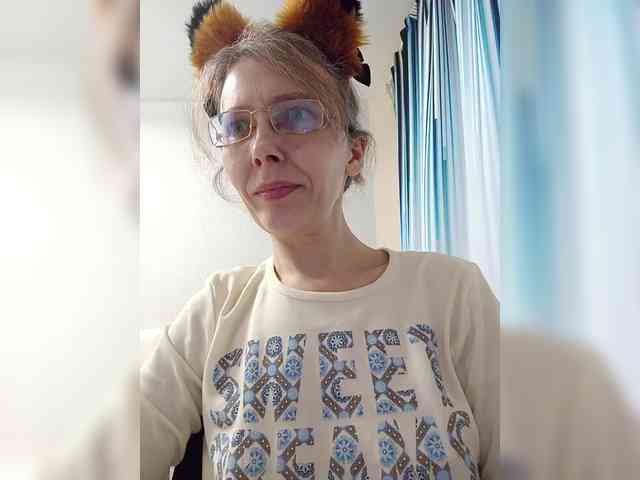 -Queen-Margo- webcam