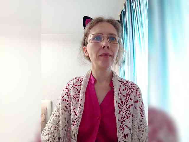 -Queen-Margo- webcam