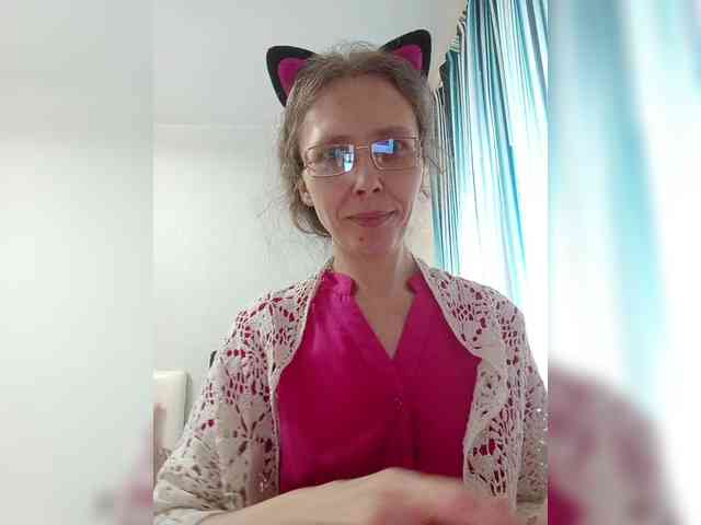 -Queen-Margo- webcam