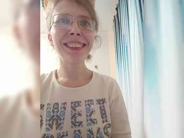 -Queen-Margo- webcam