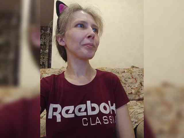 -Queen-Margo- webcam