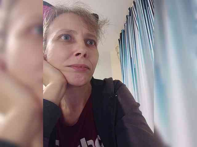 -Queen-Margo- webcam