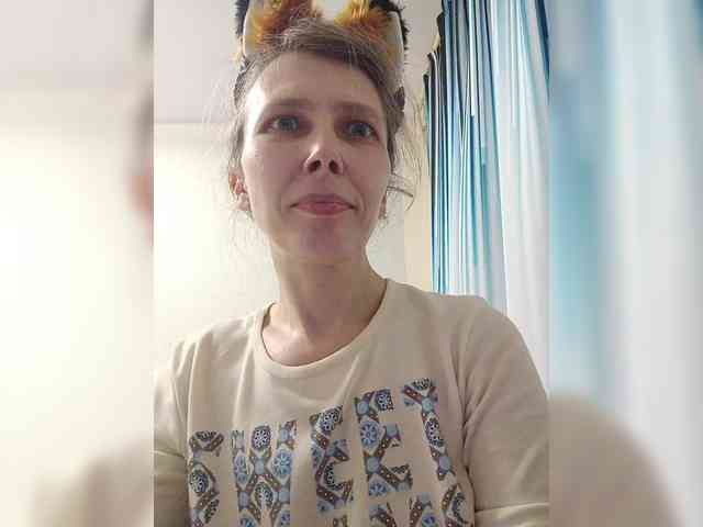 -Queen-Margo- webcam