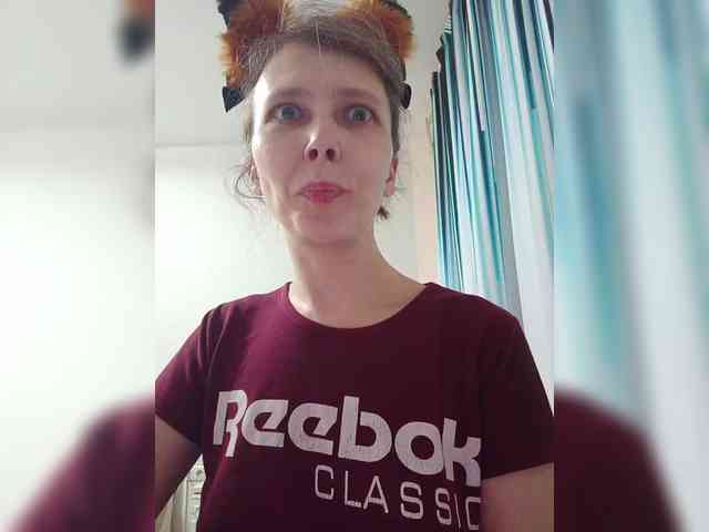 -Queen-Margo- webcam