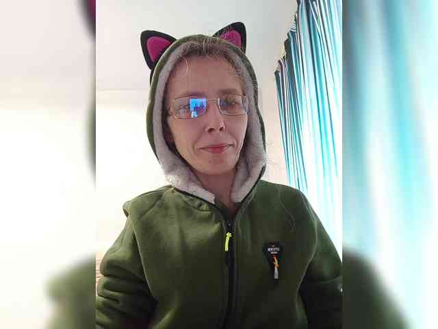 -Queen-Margo- webcam