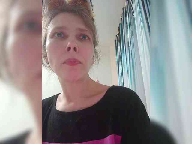 -Queen-Margo- webcam