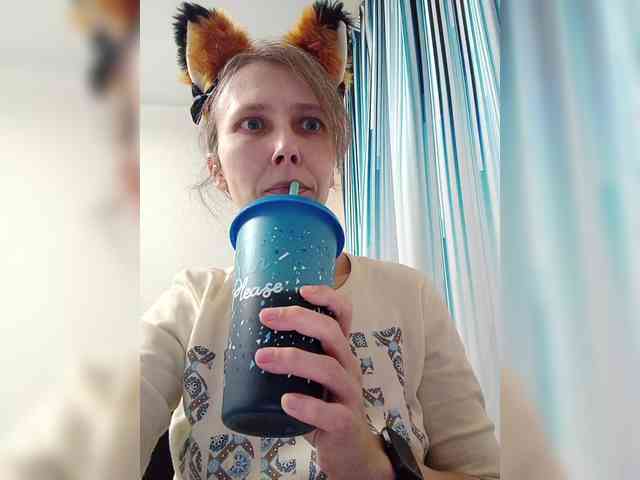 -Queen-Margo- webcam