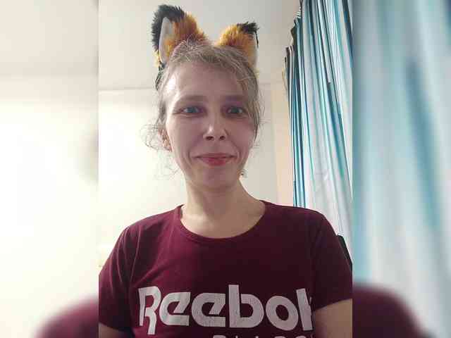 -Queen-Margo- webcam