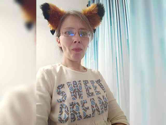 -Queen-Margo- webcam