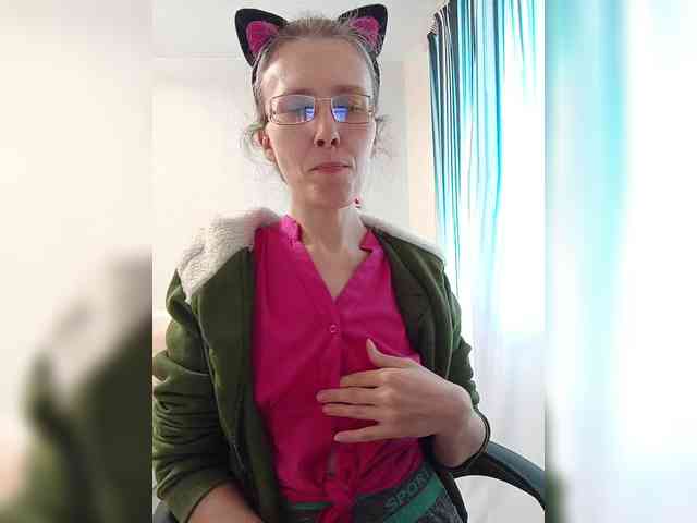 -Queen-Margo- webcam