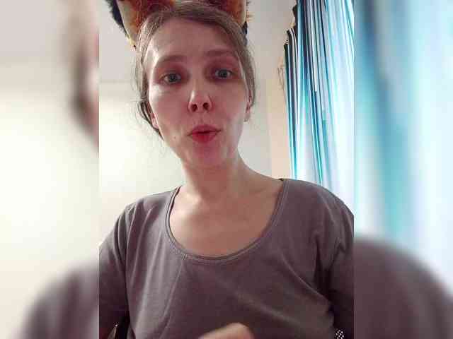 -Queen-Margo- webcam