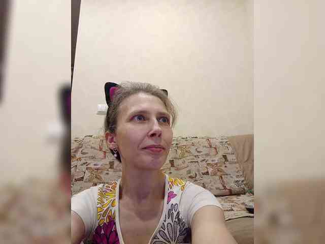 -queen-margo- Live Webcam on BongaCams