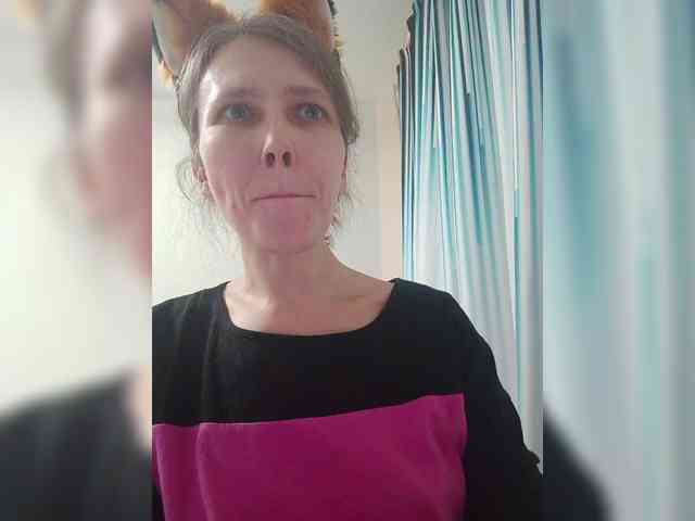 -Queen-Margo- webcam