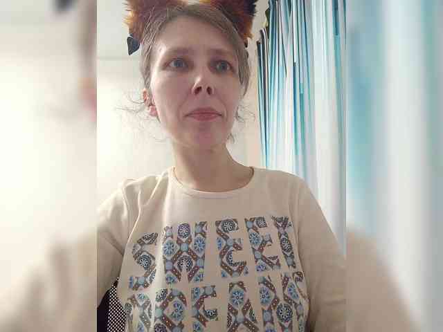 -Queen-Margo- webcam