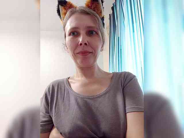 -Queen-Margo- webcam