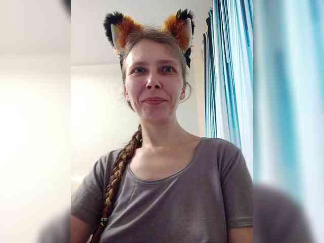 -Queen-Margo- webcam