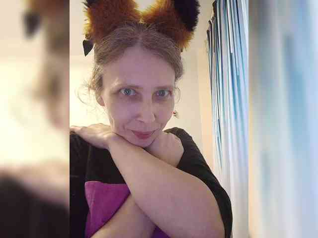 -Queen-Margo- webcam